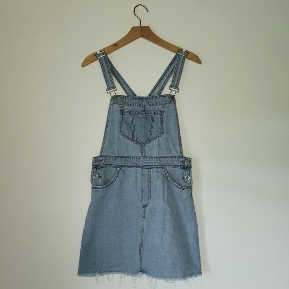 H&M Divided Denim Overall Dress Pinafore Jumper Raw Hem Light Wash Size 6